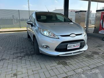 Ford Fiesta titanium sport  1.4 BZ GPL