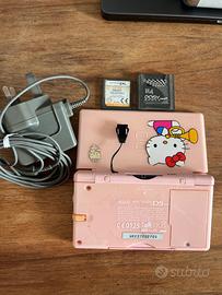 Nintendo DS con R4 e caricabatterie originale