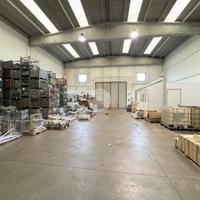 CAPANNONE A CASTEGNATO