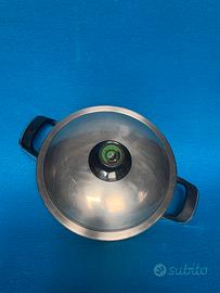 pentola  Amc con coperchio