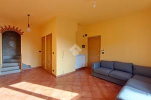 5 LOCALI A SAVIGNONE