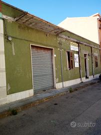 Immobile da ristrutturare su area edificabile