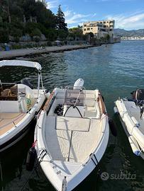 Barca 5.50 mt con motore selva xs 40 cv