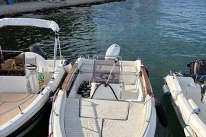 Barca 5.50 mt con motore selva xs 40 cv