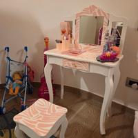 Scrivania con specchiera e sedia in legno x bimba