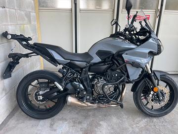Yamaha tracer 700