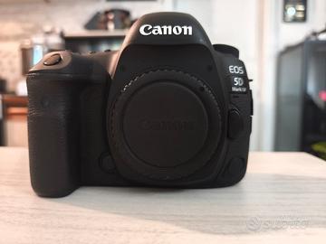 Canon 5D Mark IV (solo 1779 scatti!)