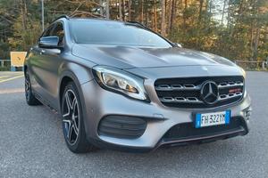 mercedes gla220 4matic 