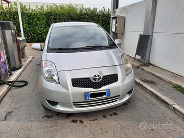 Toyota yaris 1.4 d4d 90 cv