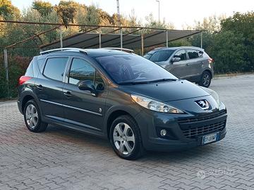 Peugeot 207 1.6hdi Sw Outdoor/Tetto panoramico