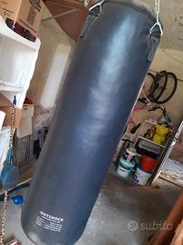 sacco da boxe + guantoni