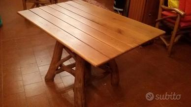 Tavoli in legno