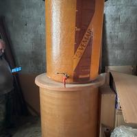 Contenitori per vino in vetroresina