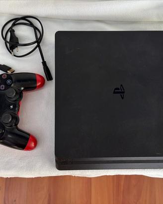 PS4 Slim 500GB (CUH-2216A) + Controller e Cavi