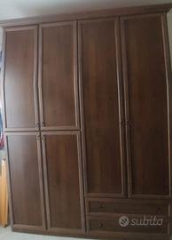 armadio 4 ante con piccoli difetti interni