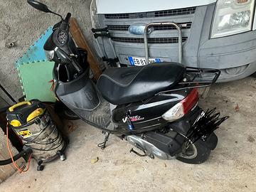 Scooter Pegeut VClic 50