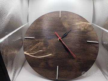 Orologio in legno personalizzato 