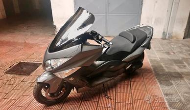 Yamaha Tmax