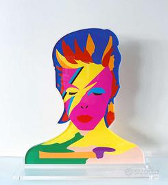  David Bovie. BE HEROES. Scultura . MARCO LODOLA 