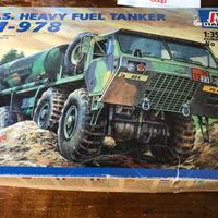 Italeri M978 OSHKOSH Heavy Fuel Truck