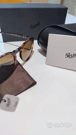 Occhiali Persol polarizzati Havana
