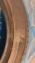 Pneumatici sportivi 225/45 R17 91W estivi