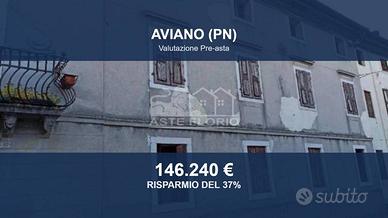 Immobile in asta di 498 m² con più di 5 locali a A