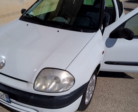 Vendo Renault Clio 1.4 Proactive automatica