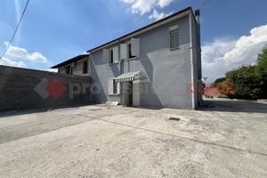 Casa Indipendente Isola Rizza [Tarocco48VRG]