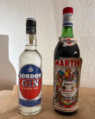 Bottiglie vintage Martino Rosso e Gin