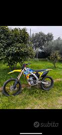 Suzuki rmz 250