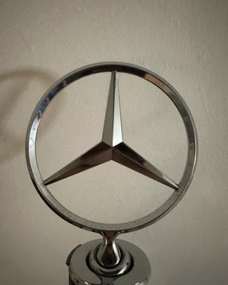 Stemma cofano anteriore Mercedes