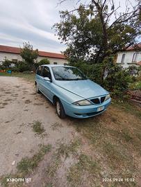 1000€LanciaY 189000km
