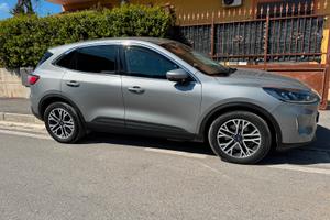 2021 ford kuga 2.5 benzina 225cv  motore hp ev