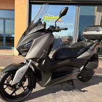 YAMAHA X-MAX 300 TUTTO INCLUSO ANCHE PASSAGGIO!