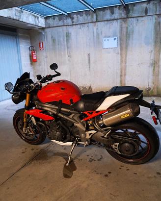 Triumph Speed Triple 1050 R Ohlins