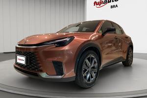 Lexus LBX 1.5 hybrid Relax 2wd