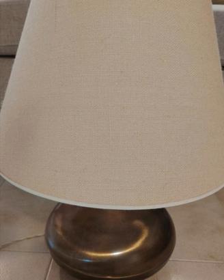 Lampada da tavolo elegante vintage, base in bronzo