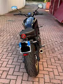 Yamaha XSR 700 - X tribute