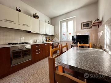 CASA INDIPENDENTE A CASTELNUOVO MAGRA