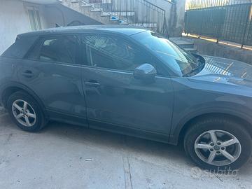 Audi q2 1.6 disel automatica