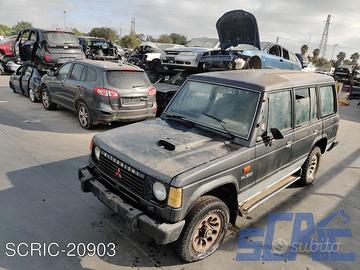 Mitsubishi pajero 1 l04g, l14g 2.5 td -ricambi