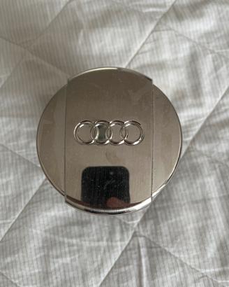 Posacenere Audi