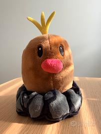 Peluche Pokémon Center - Diglett di Alola