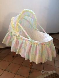 Culla da arredo "vintage" in vimini