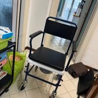 sedia comoda nuova con imballaggio