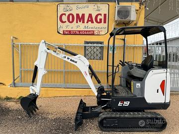 MINIESCAVATORE BOBCAT E19 CARRO VARIABILE 2015