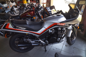 Honda CBX 750F