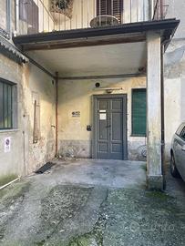 Locale da ristrutturare