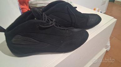 Scarpe tecniche per moto